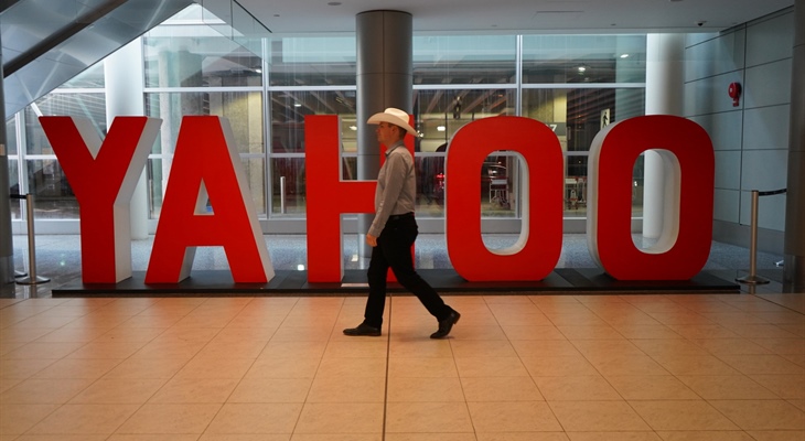 How to keep your cool as summer travel at YYC heats up